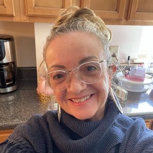 Meet your Posher, Beth